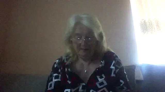 AmyLove353 online show from 9, 7, 2026