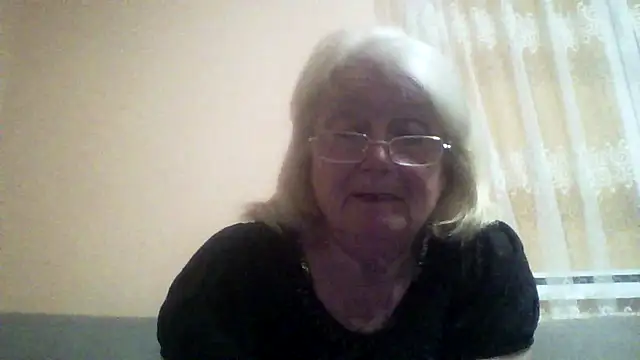 AmyLove353 online show from 4, 5, 2026