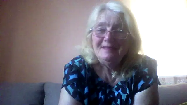 AmyLove353 online show from 16, 5, 2026