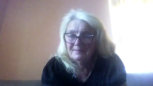 AmyLove353 online show from 29, 6, 2026