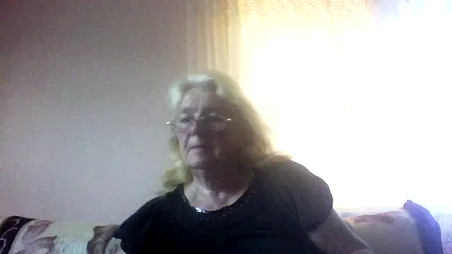 AmyLove353 online show from 25, 7, 2026