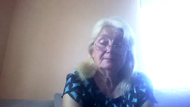 AmyLove353 online show from 14, 7, 2026