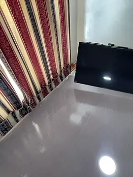 Violeet-Smith online show from 16, 2, 2026