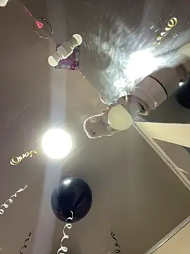 Violeet-Smith online show from 19, 12, 2025