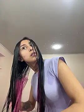 Snapshot of Violeet-Smith chatting on 30, 10, 2025 Violeet-Smith online show from 30, 10, 2025