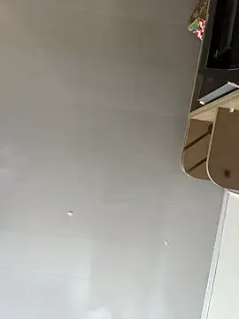 Violeet-Smith online show from 6, 1, 2026