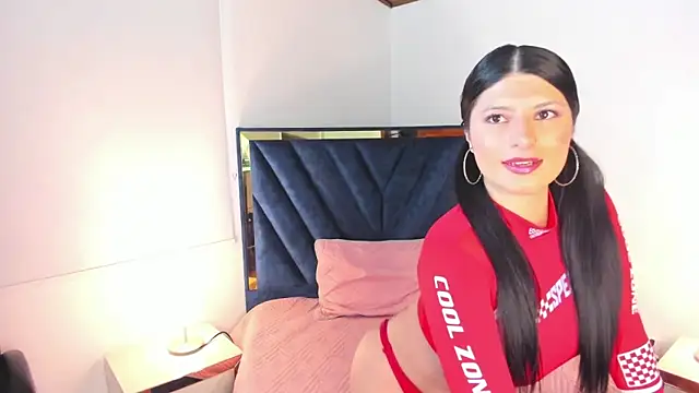 Snapshot of AlexaLaenz chatting on 21, 11, 2025 AlexaLaenz online show from 21, 11, 2025