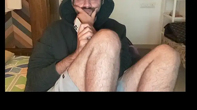 Snapshot of MakeMeAwareAah chatting on 15, 12, 2025 MakeMeAwareAah online show from 15, 12, 2025