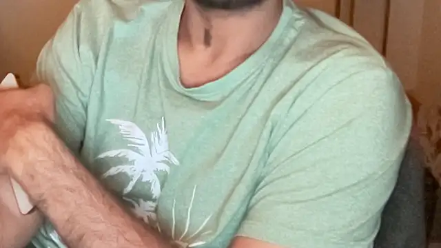 Snapshot of MakeMeAwareAah chatting on 3, 12, 2025 MakeMeAwareAah online show from 3, 12, 2025