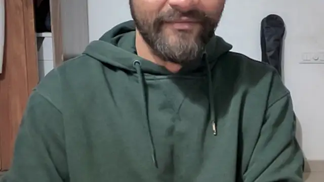 Snapshot of MakeMeAwareAah chatting on 11, 1, 2026 MakeMeAwareAah online show from 11, 1, 2026