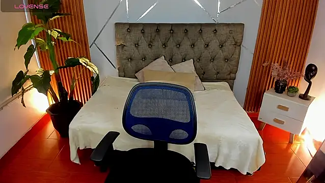 camilaa lux online show from 29, 11, 2025