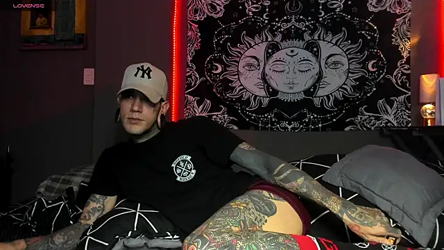 cleoo jhonny online show from 13, 4, 2026