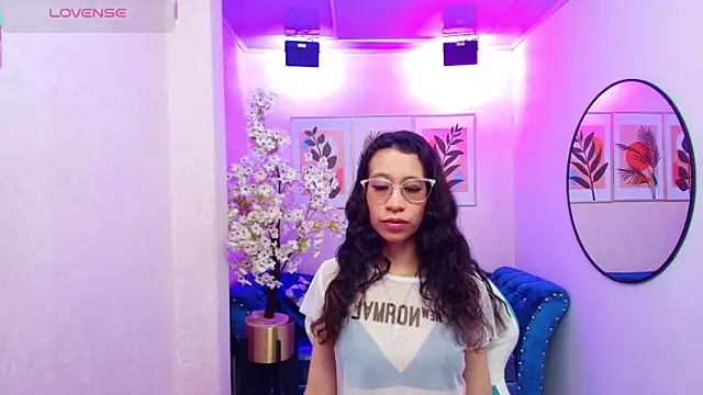 gabby martinezz online show from 21, 10, 2025