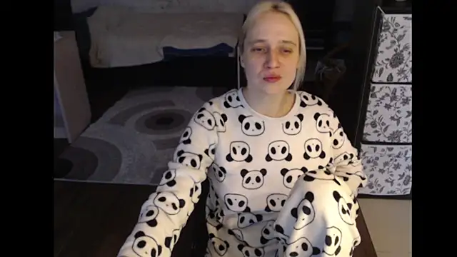 Lucky-Sweet Bb online show from 1, 11, 2025