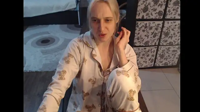 Lucky-Sweet Bb online show from 10, 11, 2025