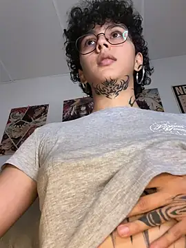 Abby Evanns1 online show from 19, 4, 2026