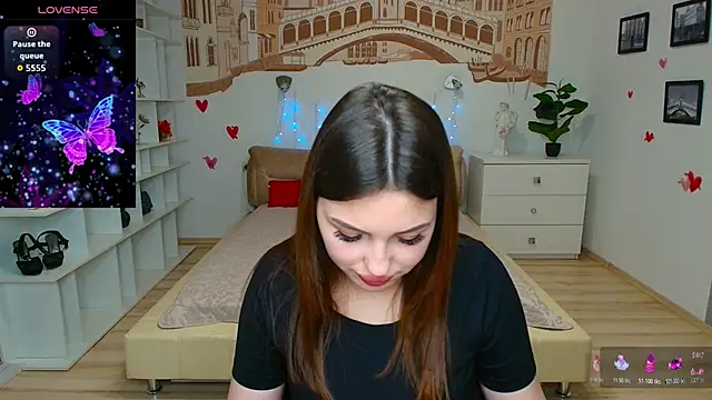 KittyShenson online show from 9, 4, 2026