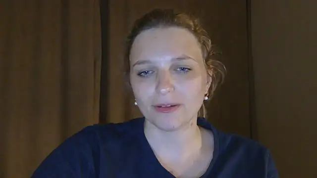Snapshot of ElisSky301 chatting on 15, 5, 2026 ElisSky301 online show from 15, 5, 2026