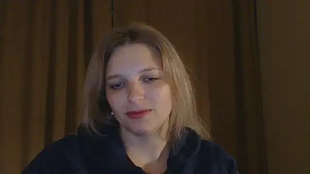 Snapshot of ElisSky301 chatting on 2, 5, 2026 ElisSky301 online show from 2, 5, 2026