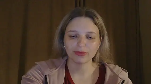 ElisSky301 online show from 8, 4, 2026