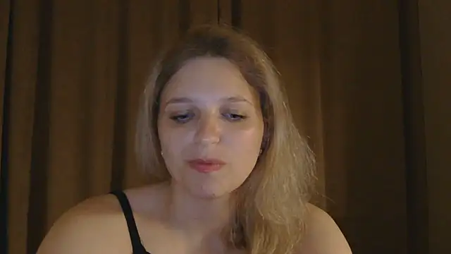 Snapshot of ElisSky301 chatting on 22, 5, 2026 ElisSky301 online show from 22, 5, 2026