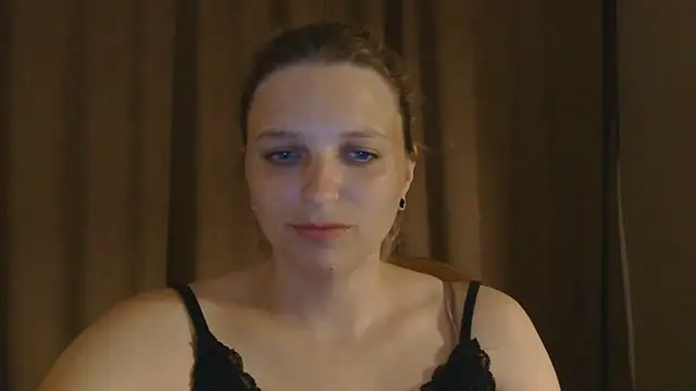 Snapshot of ElisSky301 chatting on 10, 6, 2026 ElisSky301 online show from 10, 6, 2026