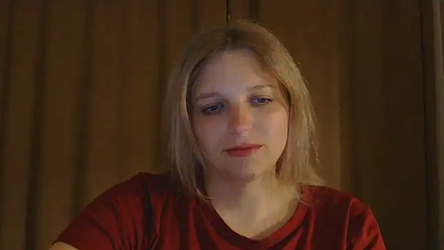 Snapshot of ElisSky301 chatting on 7, 5, 2026 ElisSky301 online show from 7, 5, 2026