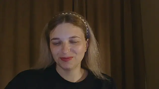 Snapshot of ElisSky301 chatting on 10, 5, 2026 ElisSky301 online show from 10, 5, 2026