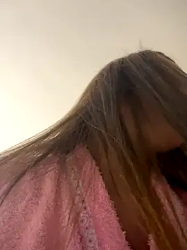 Snapshot of Beella1_ chatting on 26, 10, 2025 Beella1  online show from 26, 10, 2025