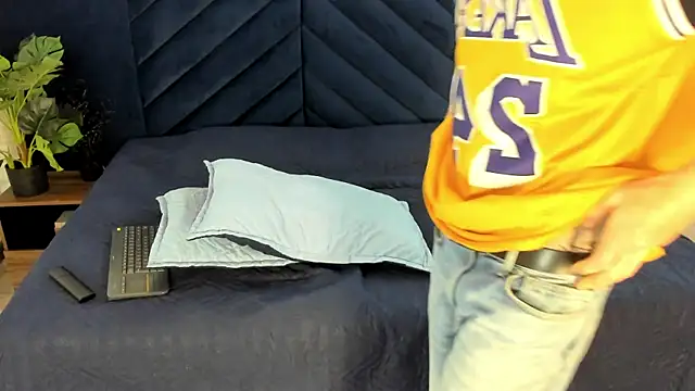 Lil James online show from 30, 11, 2025