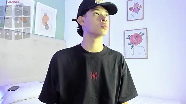 ApoloRicci online show from 3, 2, 2026