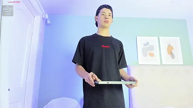 ApoloRicci online show from 31, 1, 2026