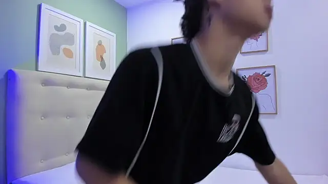 ApoloRicci online show from 7, 1, 2026