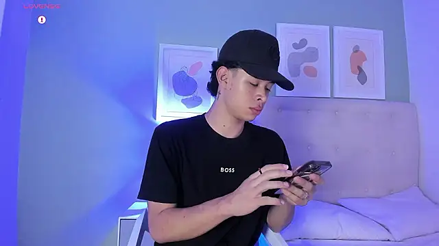 ApoloRicci online show from 27, 2, 2026