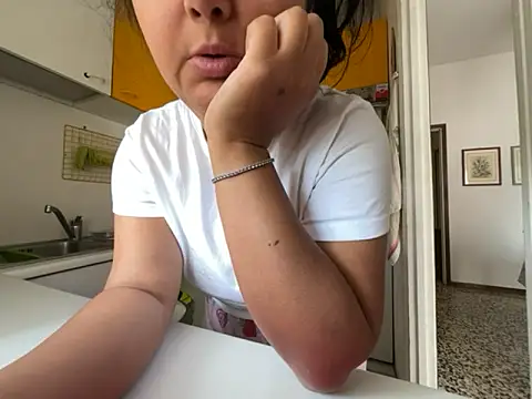 Snapshot of gatitalocahot chatting on 3, 5, 2026 gatitalocahot online show from 3, 5, 2026