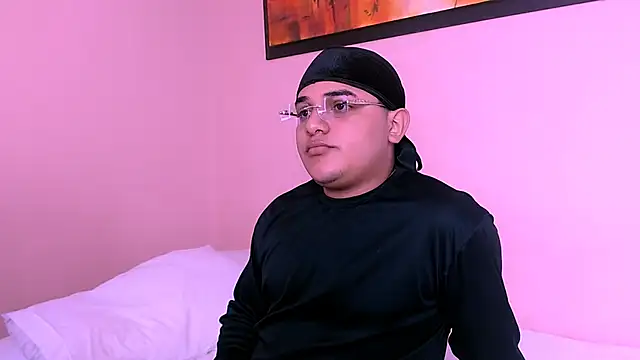 Snapshot of Santo_Pecado_ chatting on 23, 10, 2025 Santo Pecado online show from 23, 10, 2025