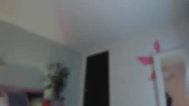 Snapshot of YariRose chatting on 30, 7, 2026 YariRose online show from 30, 7, 2026