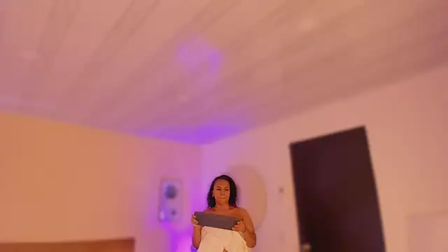 YariRose online show from 22, 12, 2025