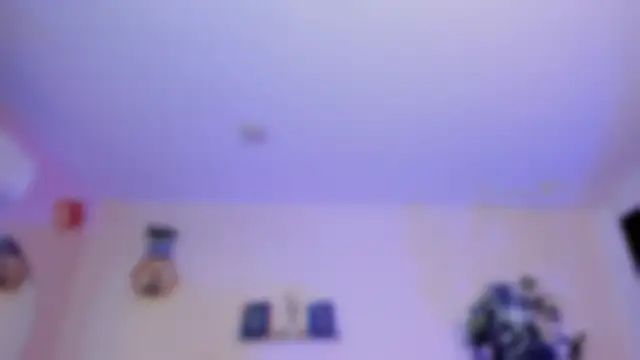 Snapshot of YariRose chatting on 29, 5, 2026 YariRose online show from 29, 5, 2026