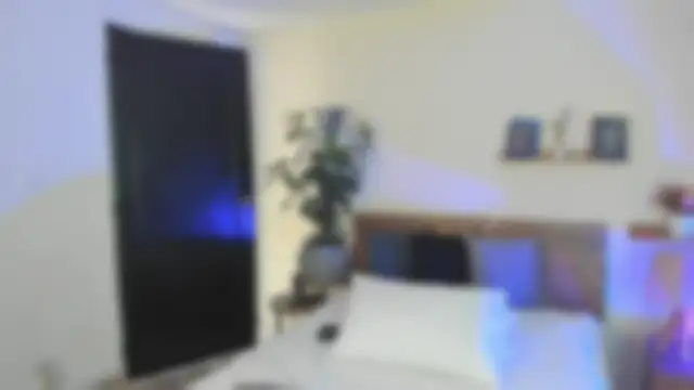 Snapshot of YariRose chatting on 31, 5, 2026 YariRose online show from 31, 5, 2026