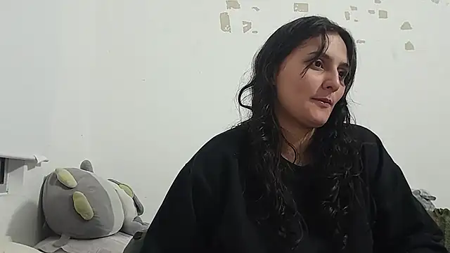 Layla Latina online show from 9, 2, 2026