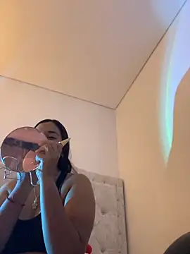 aly nicols online show from 14, 11, 2025