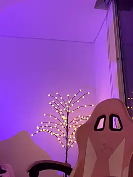 aly nicols online show from 28, 11, 2025