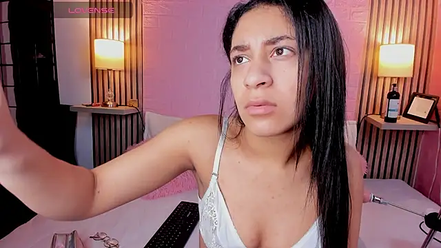 medussa sexi online show from 17, 11, 2025