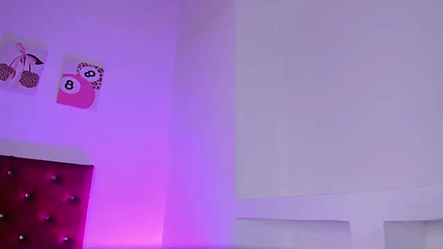 kittymonroe1 online show from 24, 6, 2026