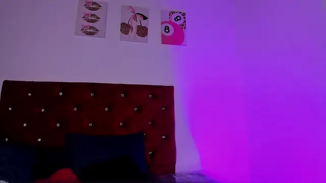 kittymonroe1 online show from 12, 7, 2026