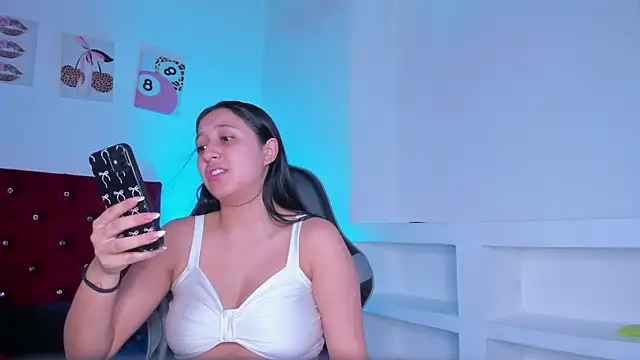 kittymonroe1 online show from 7, 7, 2026