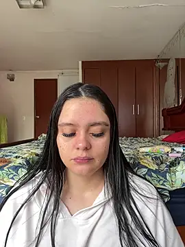 Snapshot of Selena_Roa chatting on 16, 5, 2026 Selena Roa online show from 16, 5, 2026