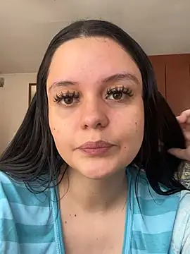 Snapshot of Selena_Roa chatting on 15, 5, 2026 Selena Roa online show from 15, 5, 2026