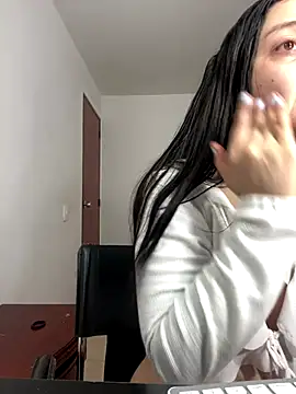 Selena Roa online show from 12, 11, 2025